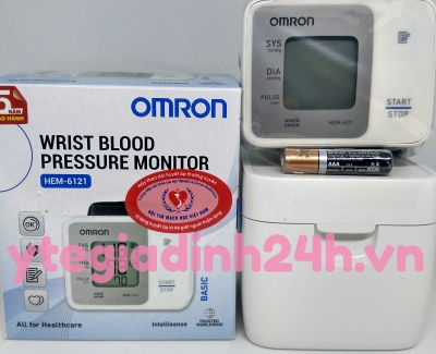 Mua Máy đo huyết áp cổ tay Omron HEM-6121 (Trắng) 