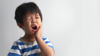 Trẻ bị viêm lợi sưng đỏ nên ăn gì để nhanh khỏi?