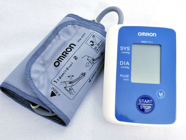 loại máy đo huyết áp của omron được đánh giá là tốt nhất