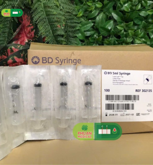 Bơm tiêm BD 5ml Luer-Lock