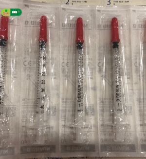 Bơm Tiêm Insulin 40 IU